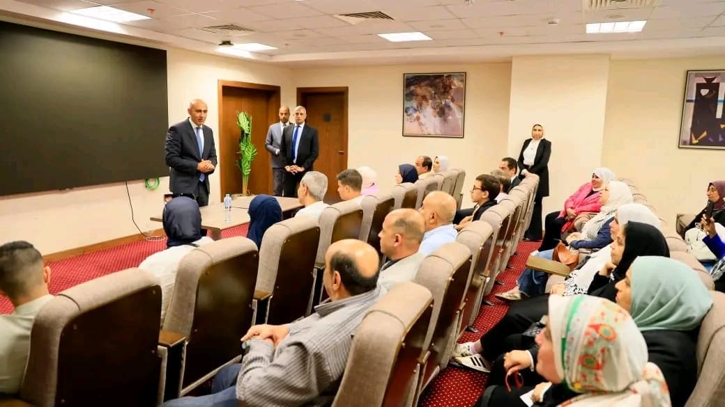 نصيحة خاصة من وزير التعليم لـ أوائل الثانوية العامة بشأن مهارات البرمجة والذكاء الاصطناعي 1 1753535761030 أوائل الثانوية العامة نصيحة خاصة من وزير التعليم لـ أوائل الثانوية العامة بشأن مهارات البرمجة والذكاء الاصطناعي موقع في الجامعة