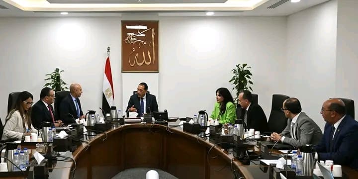 وزير التعليم يعلن الانتهاء من تطوير 94 منهجًا وتدريب المعلمين عبر منصة إلكترونية 1 1753710604228 وزير التعليم وزير التعليم يعلن الانتهاء من تطوير 94 منهجًا وتدريب المعلمين عبر منصة إلكترونية موقع في الجامعة