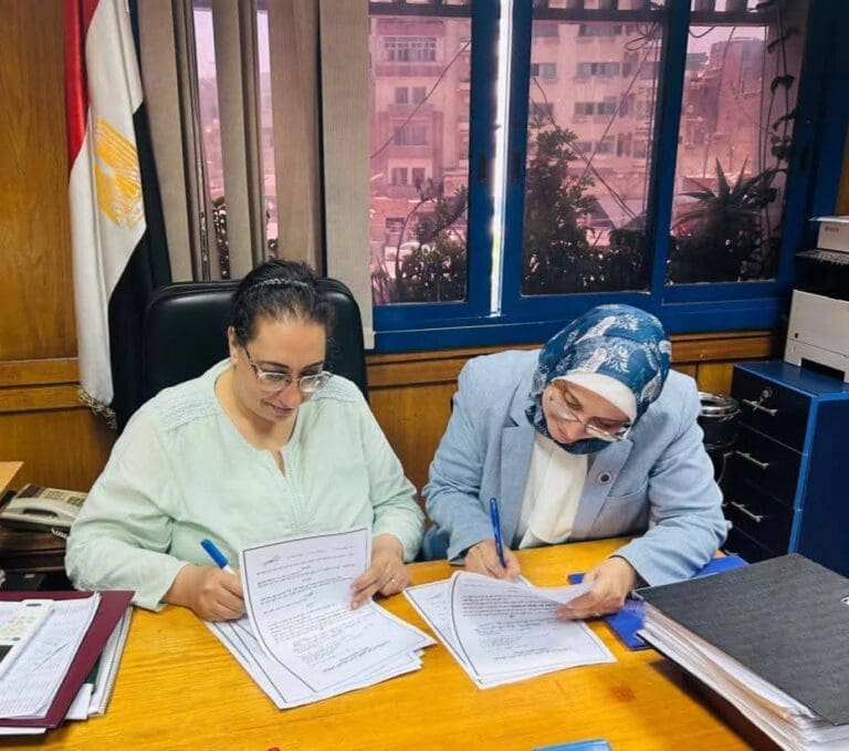 كلية الطب توقّع بروتوكول تعاون مع المركز الإقليمي لنقل الدم بالمنصورة 2 FB IMG 1751615511843 مصاريف كلية الطب توقّع بروتوكول تعاون مع المركز الإقليمي لنقل الدم بالمنصورة موقع في الجامعة
