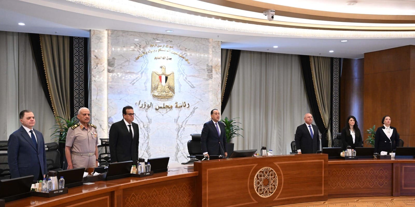 مجلس الوزراء يقف دقيقة حداد على أرواح شهداء "الدائري الإقليمي" و" سنترال رمسيس" 1 IMG 20250709 WA0050 1 مجلس الوزراء مجلس الوزراء يقف دقيقة حداد على أرواح شهداء "الدائري الإقليمي" و" سنترال رمسيس" موقع في الجامعة