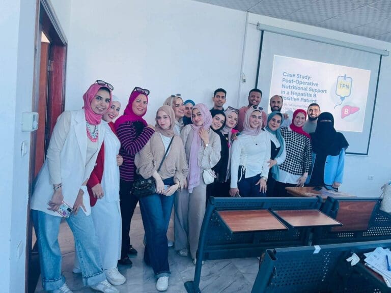 جامعة قناة السويس تختتم تدريب طلاب صيدلة في تخصص التغذية العلاجية بمستشفياتها الجامعية 11 جامعة قناة السويس تختتم تدريب طلاب صيدلة في تخصص التغذية العلاجية بمستشفياتها الجامعية
