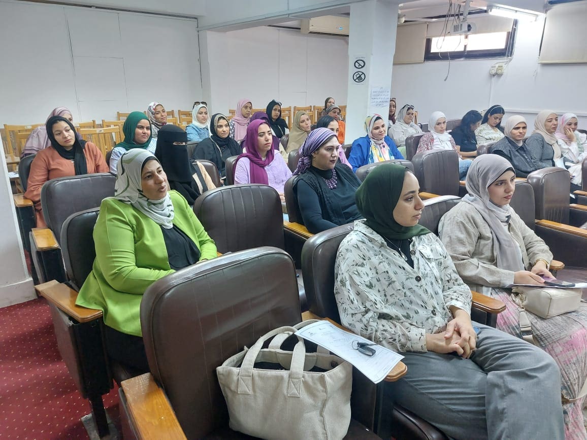 جامعة قناة السويس تدعم الشباب ببرنامج تدريبي حول المهارات السلوكية ومهارات الحياة 1 جامعة قناة السويس تدعم الشباب ببرنامج تدريبي حول المهارات السلوكية ومهارات الحياة