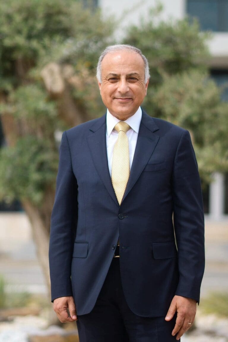 بقرار من رئيس مجلس الوزراء.. رئيس جامعة النهضة حسام الملاحي عضوًا بالمجلس الأعلى للثقافة 1 IMG 20250714 WA0023 جامعة النهضة بقرار من رئيس مجلس الوزراء.. رئيس جامعة النهضة حسام الملاحي عضوًا بالمجلس الأعلى للثقافة موقع في الجامعة