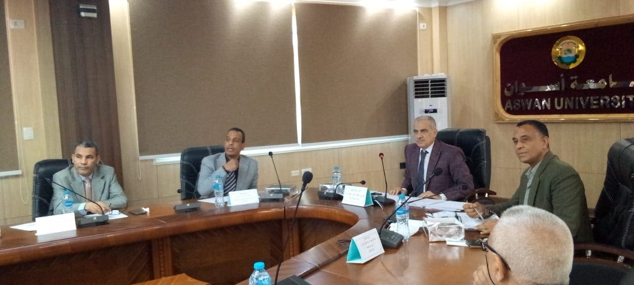 مجلس جامعة أسوان يعتمد التعيينات الأكاديمية الجديدة.. ويكرم اسم الراحل الدكتور فريد عبد الظاهر 1 مجلس جامعة أسوان يعتمد تعيينات أكاديمية جديدة