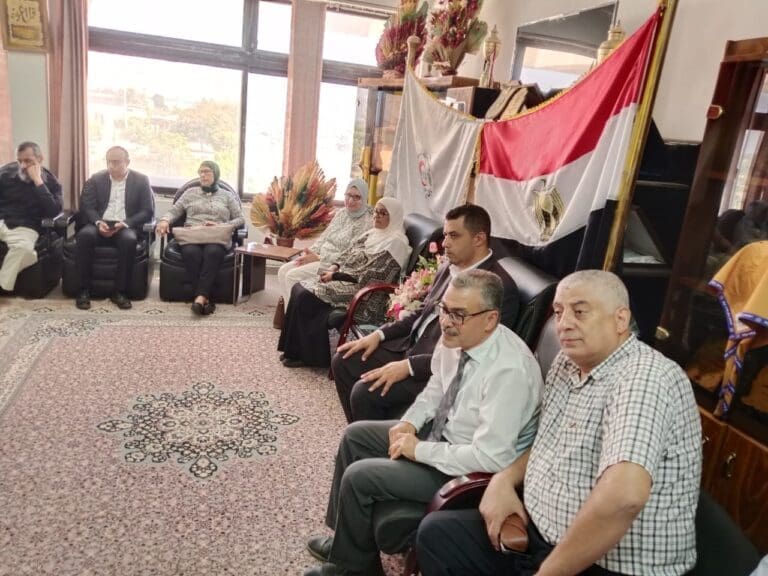 طب بيطري قناة السويس تحصل على شهادة الأيزو الدولية لنظم إدارة المؤسسات التعليمية 9 طب بيطري قناة السويس تحصل على شهادة الأيزو