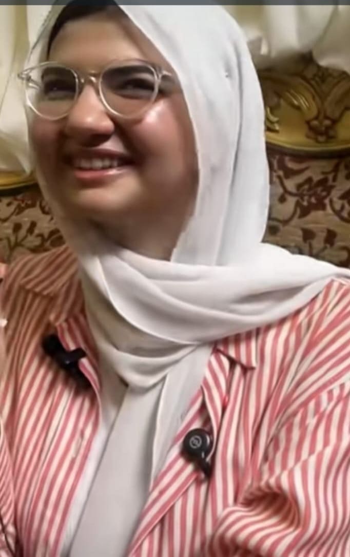 عميد طب قصر العيني يهنئ أوائل الثانوية العامة ويخص الطالبة جنى إبراهيم برسالة ترحيب 1 IMG 20250723 WA0038 طب عميد طب قصر العيني يهنئ أوائل الثانوية العامة ويخص الطالبة جنى إبراهيم برسالة ترحيب موقع في الجامعة