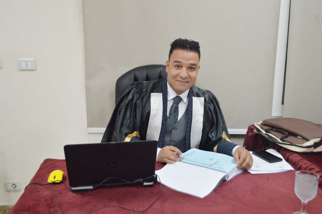 حصول باحث بجامعة سوهاج على الدكتوراه بمرتبة الشرف الأولى في دراسة عن الخطاب السياسي الإسرائيلي 1 IMG 20250724 WA0052 سوهاج حصول باحث بجامعة سوهاج على الدكتوراه بمرتبة الشرف الأولى في دراسة عن الخطاب السياسي الإسرائيلي موقع في الجامعة