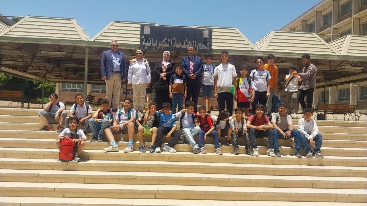 جامعة أسيوط تفتح أبواب الإبداع للصغار.. تجربة هندسية ملهمة في برنامج جامعة الطفل 1 IMG 20250726 WA0010 جامعة جامعة أسيوط تفتح أبواب الإبداع للصغار.. تجربة هندسية ملهمة في برنامج جامعة الطفل موقع في الجامعة