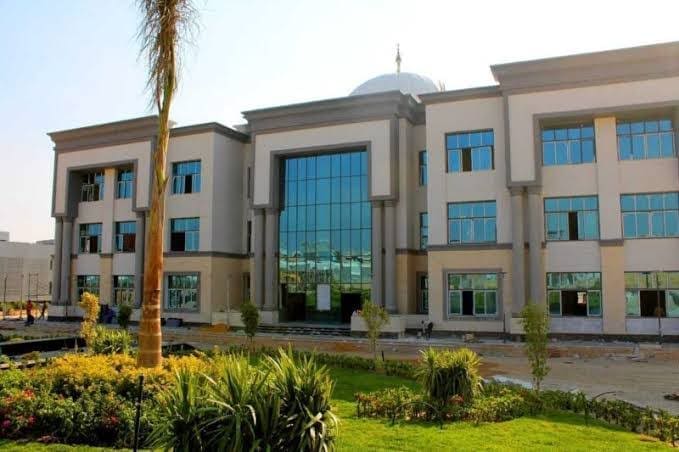 تنسيق الجامعات 2025.. قائمة الجامعات الأهلية المعتمدة قبل بداية العام الجديد 12 IMG 4842 الثانوية العامة تنسيق الجامعات 2025.. قائمة الجامعات الأهلية المعتمدة قبل بداية العام الجديد موقع في الجامعة