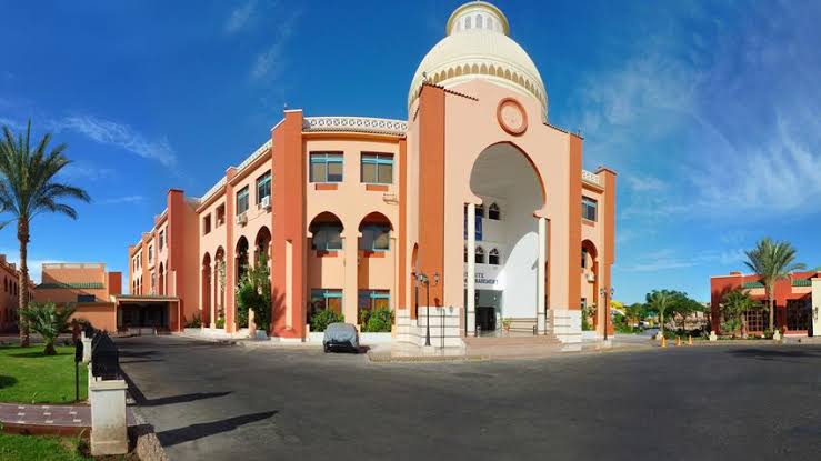 تنسيق الجامعات 2025.. أسماء المعاهد الخاصة العالية للسياحة والفنادق للعام الجديد 13 IMG 4843 الثانوية العامة تنسيق الجامعات 2025.. أسماء المعاهد الخاصة العالية للسياحة والفنادق للعام الجديد موقع في الجامعة